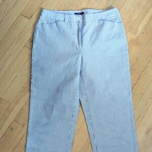 Jones New York Signature Seersucker Cropped Pants- SZ8